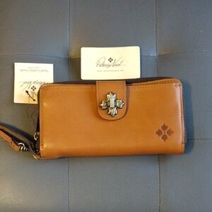 Patricia Nash Tan Leather Wallet